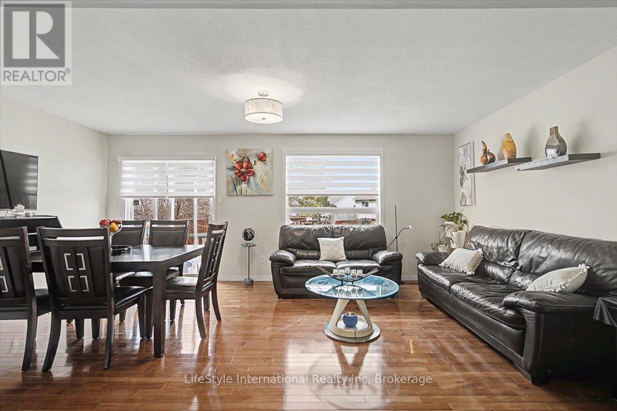 56 Raspberry Lane, Guelph (Grange Road), Ontario  N1E 7H5 - Photo 16 - X12882166