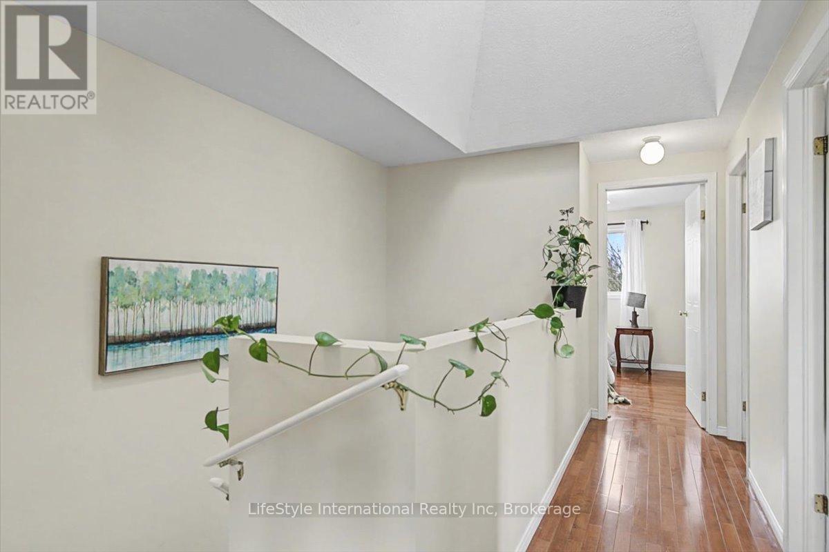 56 Raspberry Lane, Guelph (Grange Road), Ontario  N1E 7H5 - Photo 21 - X12882166