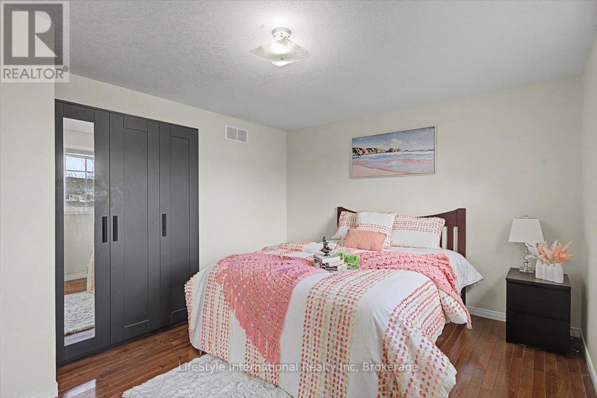 56 Raspberry Lane, Guelph (Grange Road), Ontario  N1E 7H5 - Photo 26 - X12882166