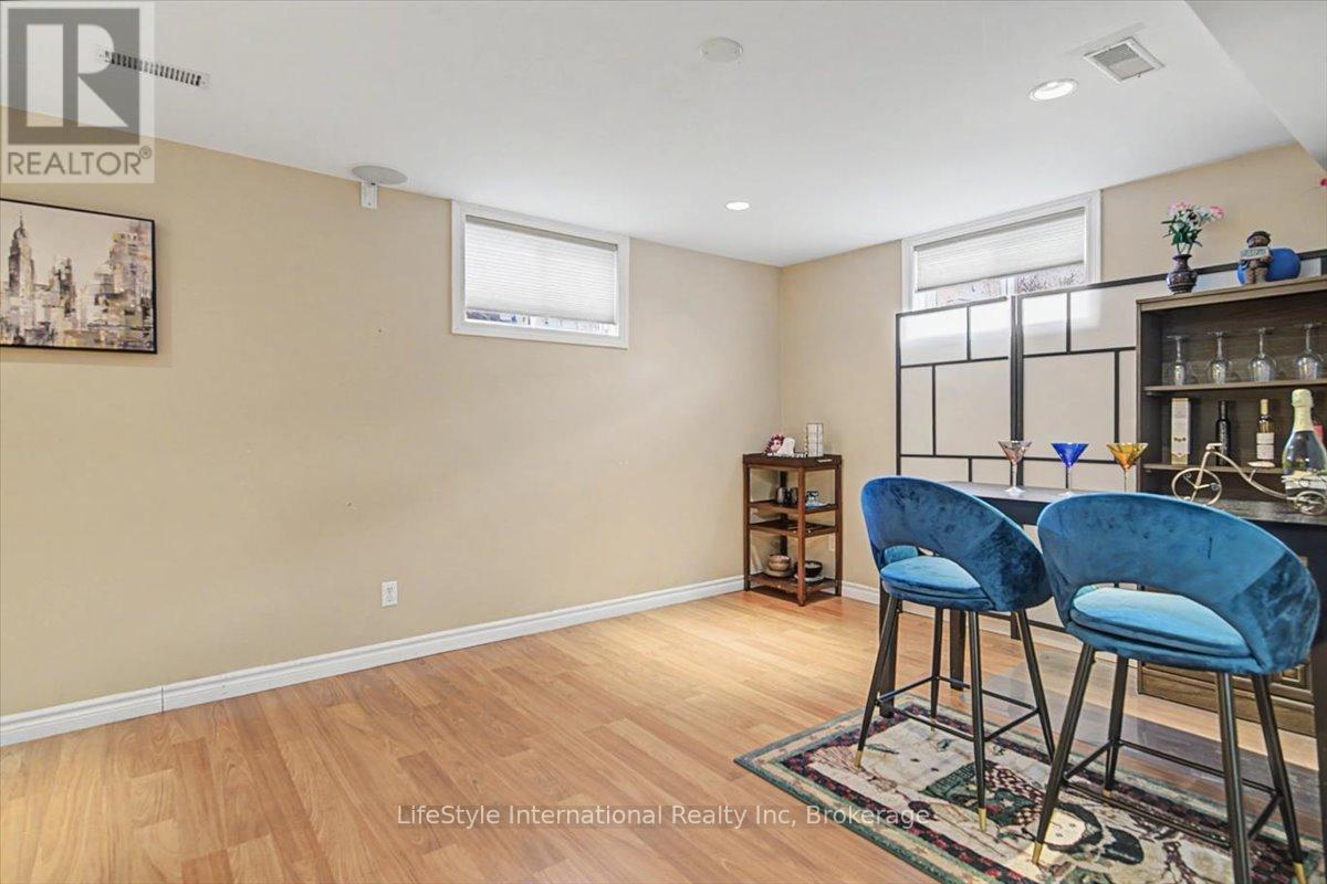 56 Raspberry Lane, Guelph (Grange Road), Ontario  N1E 7H5 - Photo 29 - X12882166