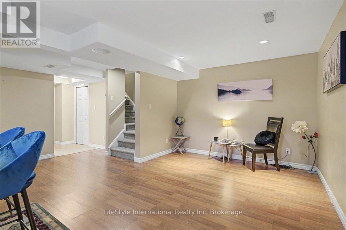 56 Raspberry Lane, Guelph (Grange Road), Ontario  N1E 7H5 - Photo 31 - X12882166