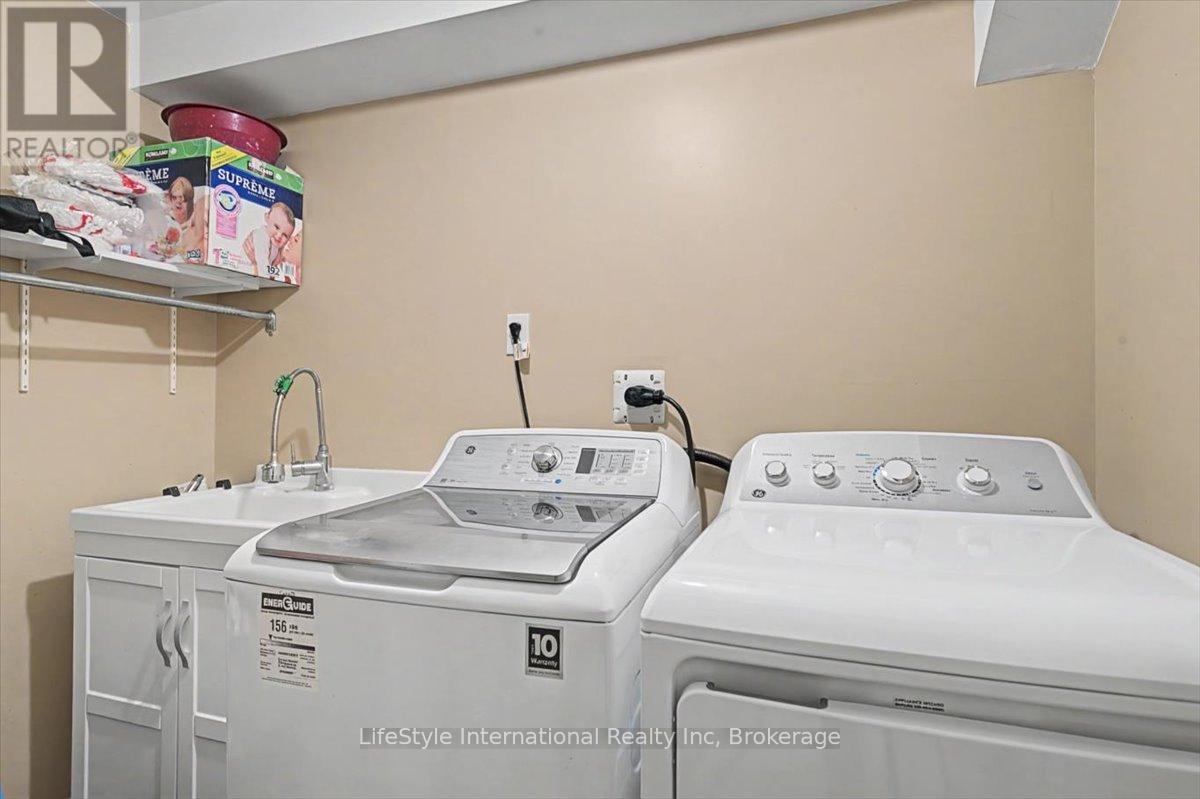 56 Raspberry Lane, Guelph (Grange Road), Ontario  N1E 7H5 - Photo 33 - X12882166