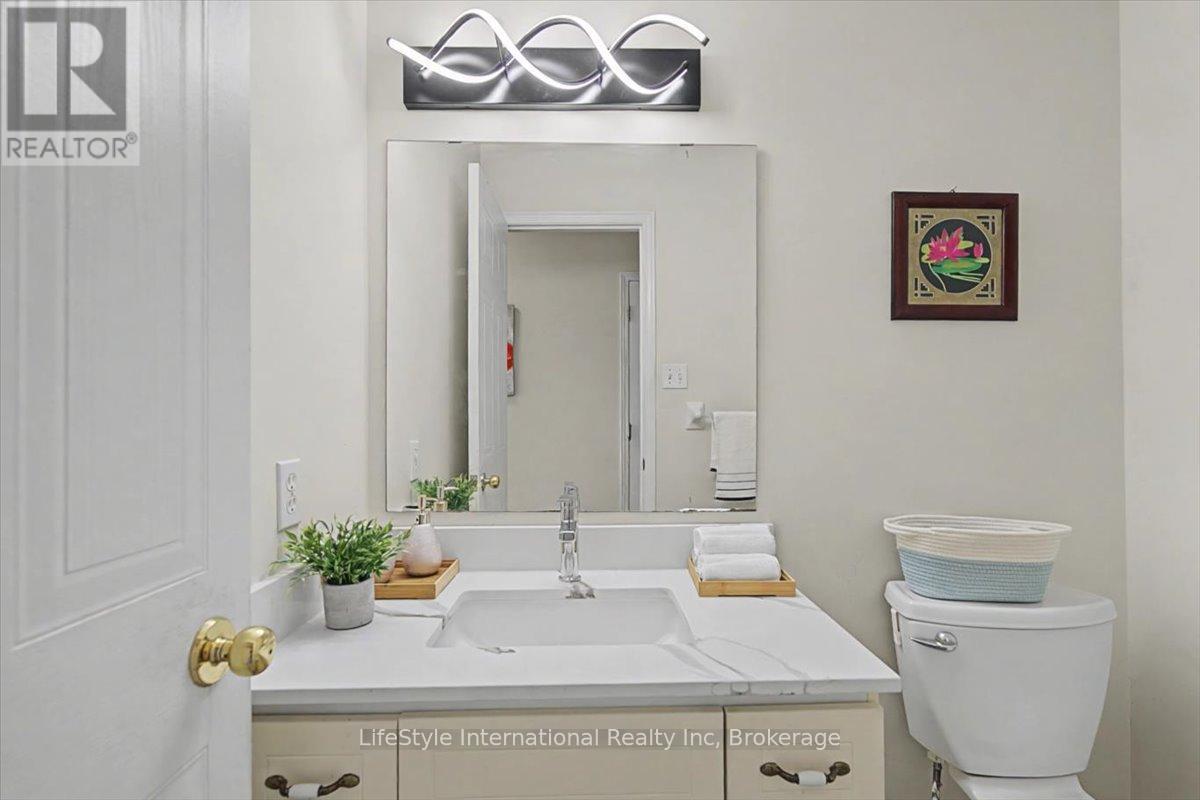 56 Raspberry Lane, Guelph (Grange Road), Ontario  N1E 7H5 - Photo 7 - X12882166