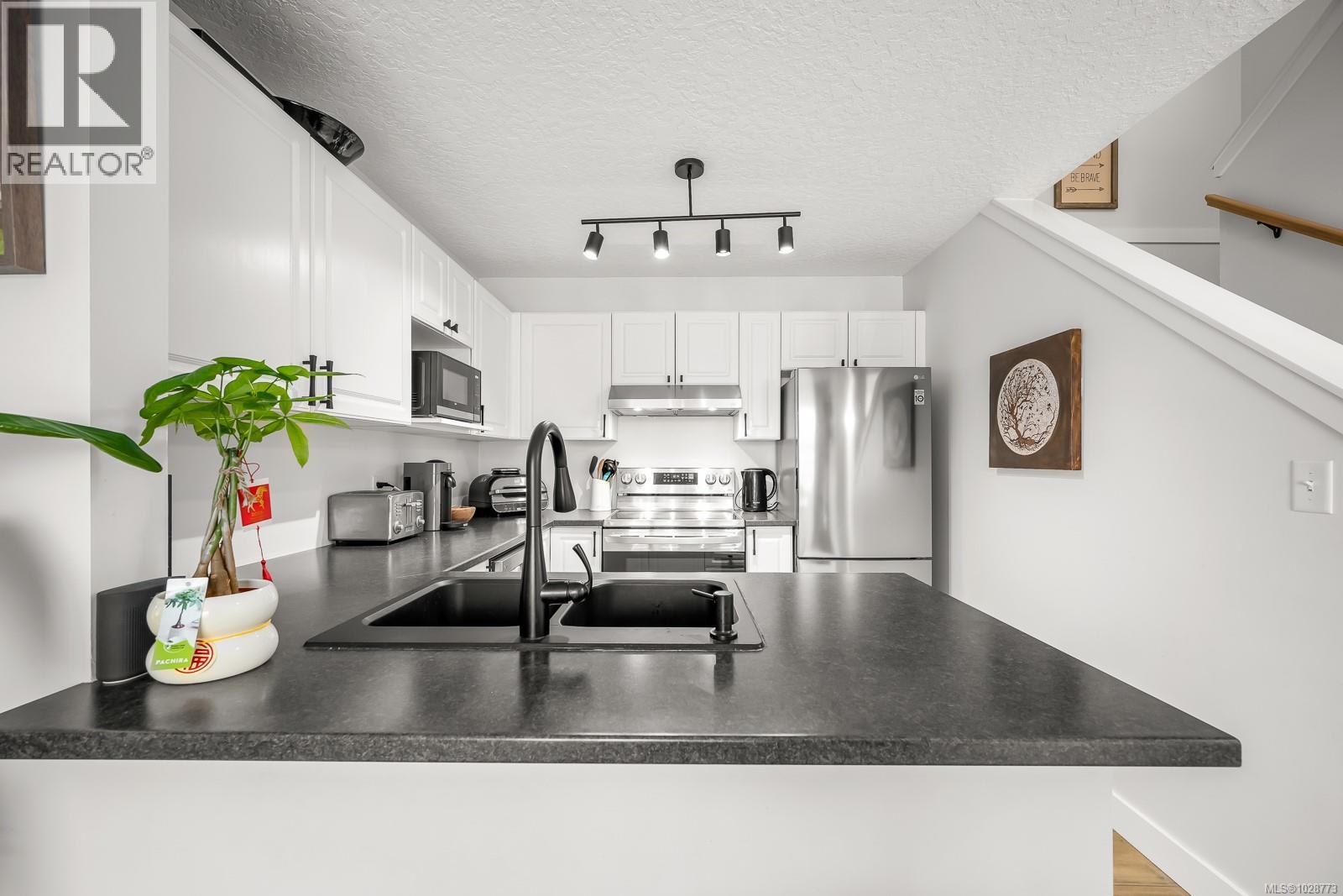 30 717 Aspen Rd, Comox, British Columbia  V9M 3X4 - Photo 7 - 1028773