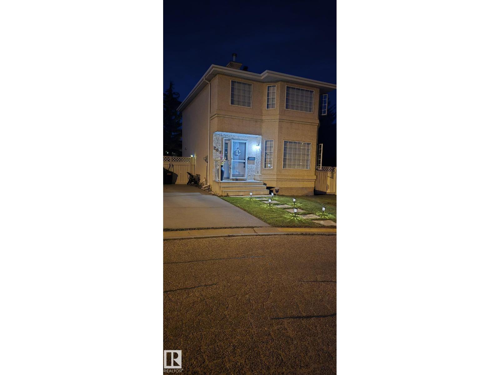 207 River Pt Nw, Edmonton, Alberta  T5A 4Z4 - Photo 4 - E4477444