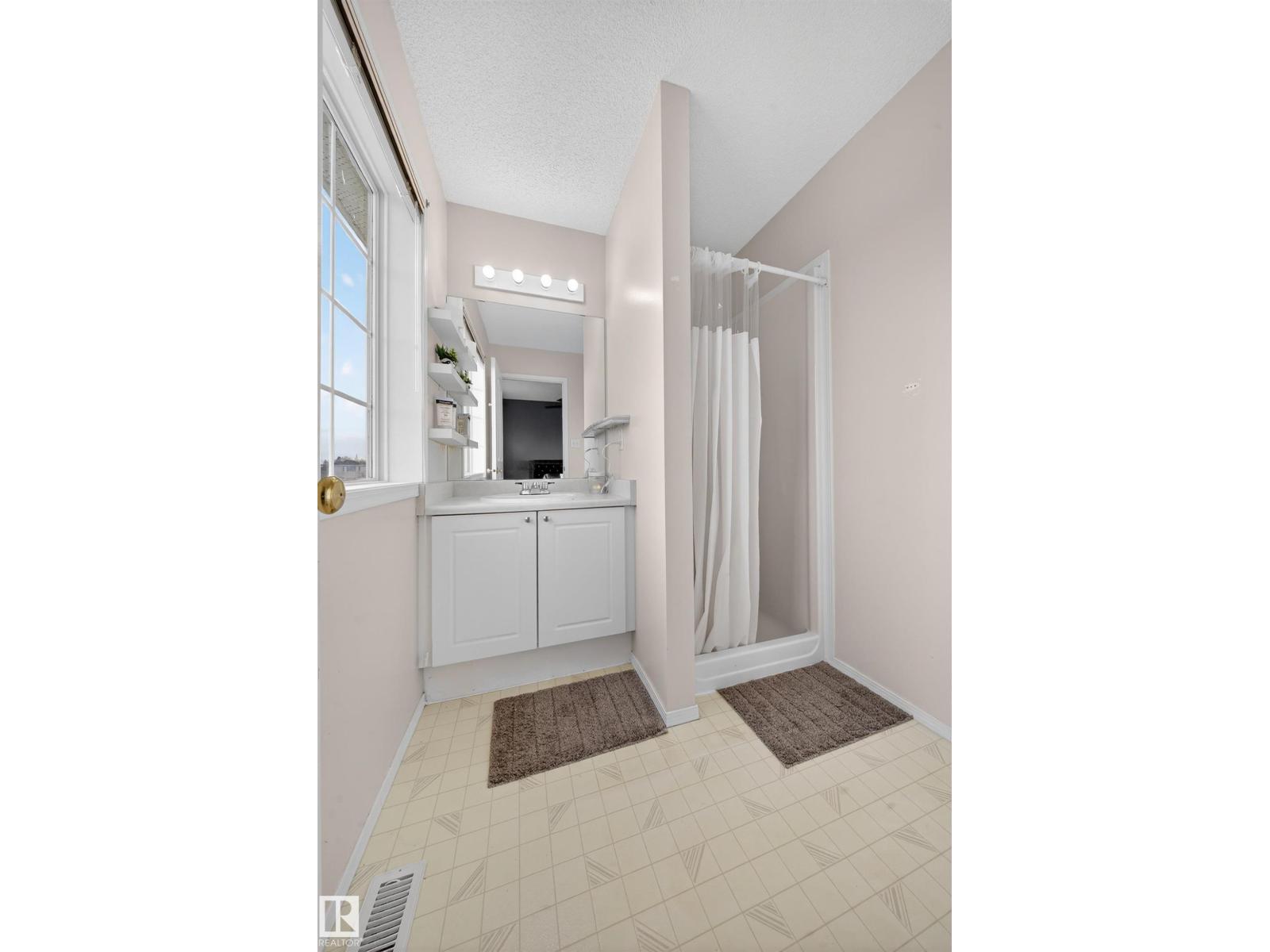 207 River Pt Nw, Edmonton, Alberta  T5A 4Z4 - Photo 42 - E4477444