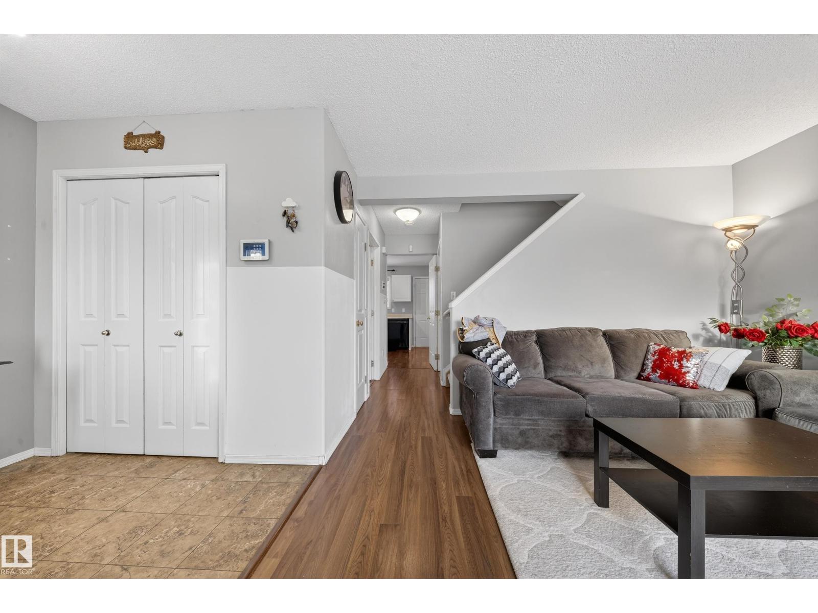 207 River Pt Nw, Edmonton, Alberta  T5A 4Z4 - Photo 7 - E4477444