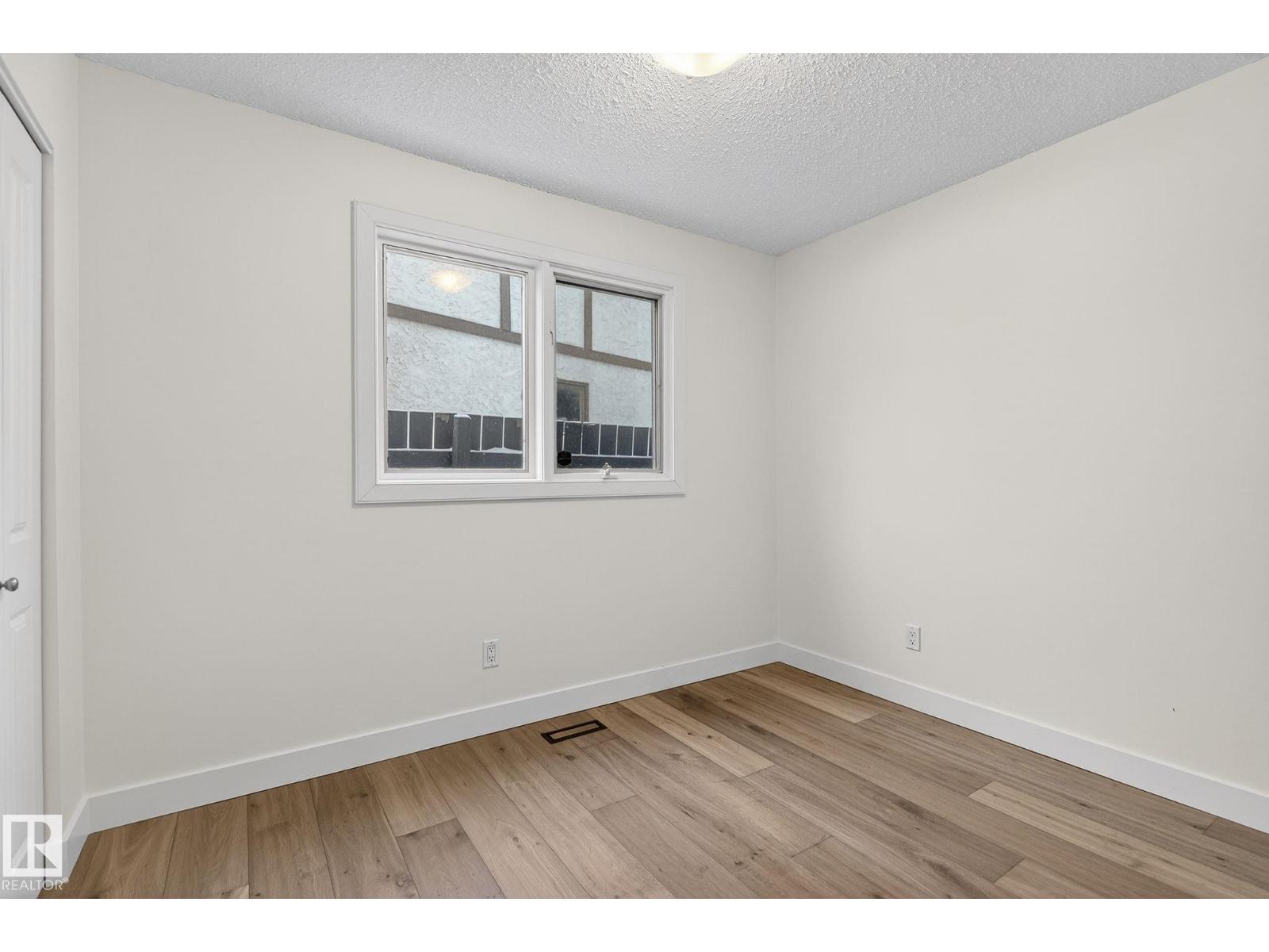 632 Wahstao Rd Nw, Edmonton, Alberta  T5T 2Y4 - Photo 36 - E4477447