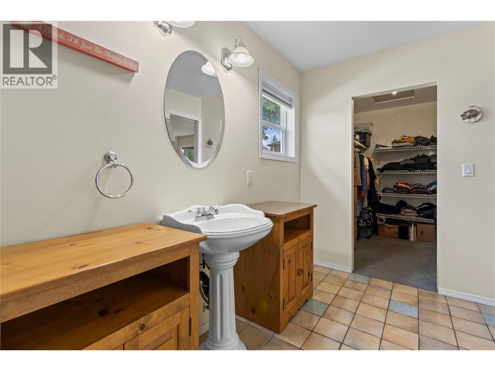 2500 4th Avenue Se, Salmon Arm, British Columbia  V1E 1K7 - Photo 30 - 10378531