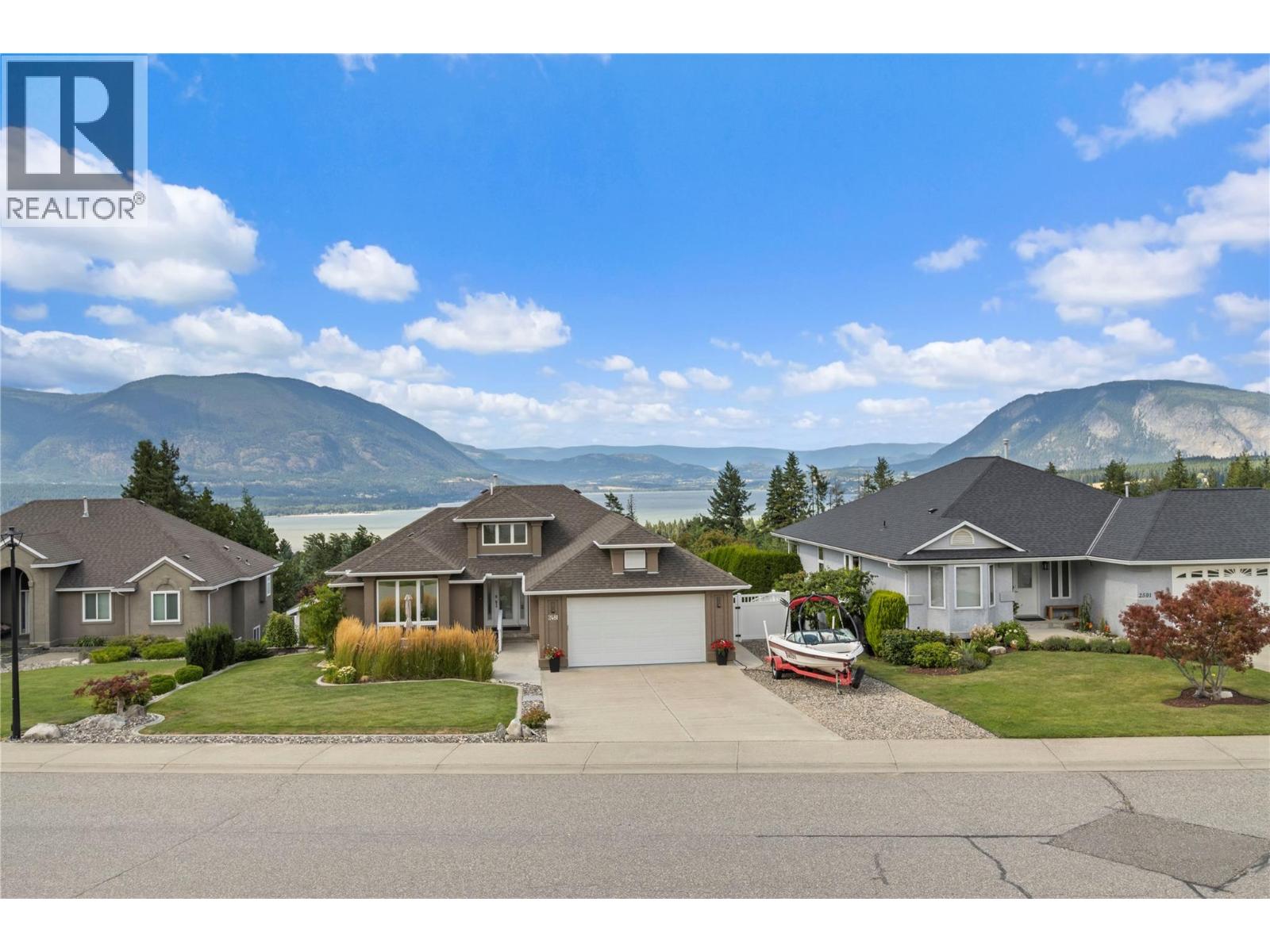 2500 4th Avenue Se, Salmon Arm, British Columbia  V1E 1K7 - Photo 24 - 10378531