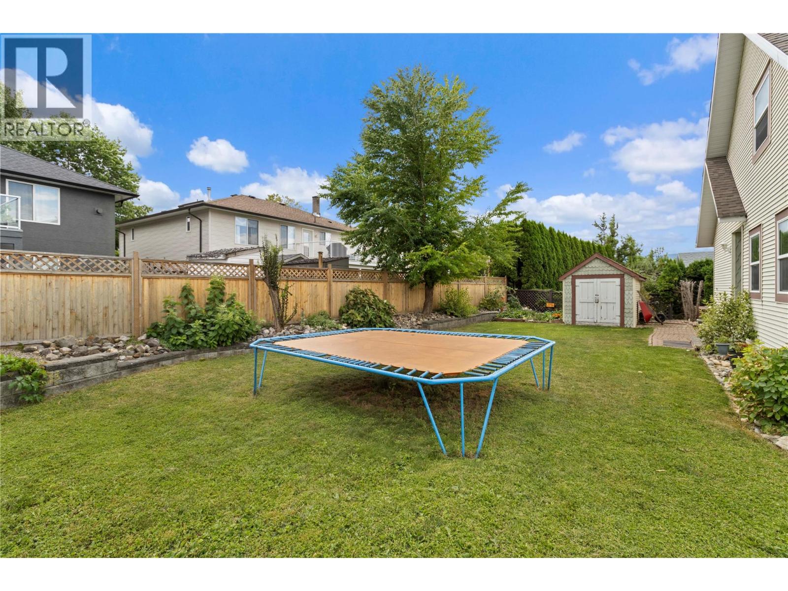 2500 4th Avenue Se, Salmon Arm, British Columbia  V1E 1K7 - Photo 60 - 10378531