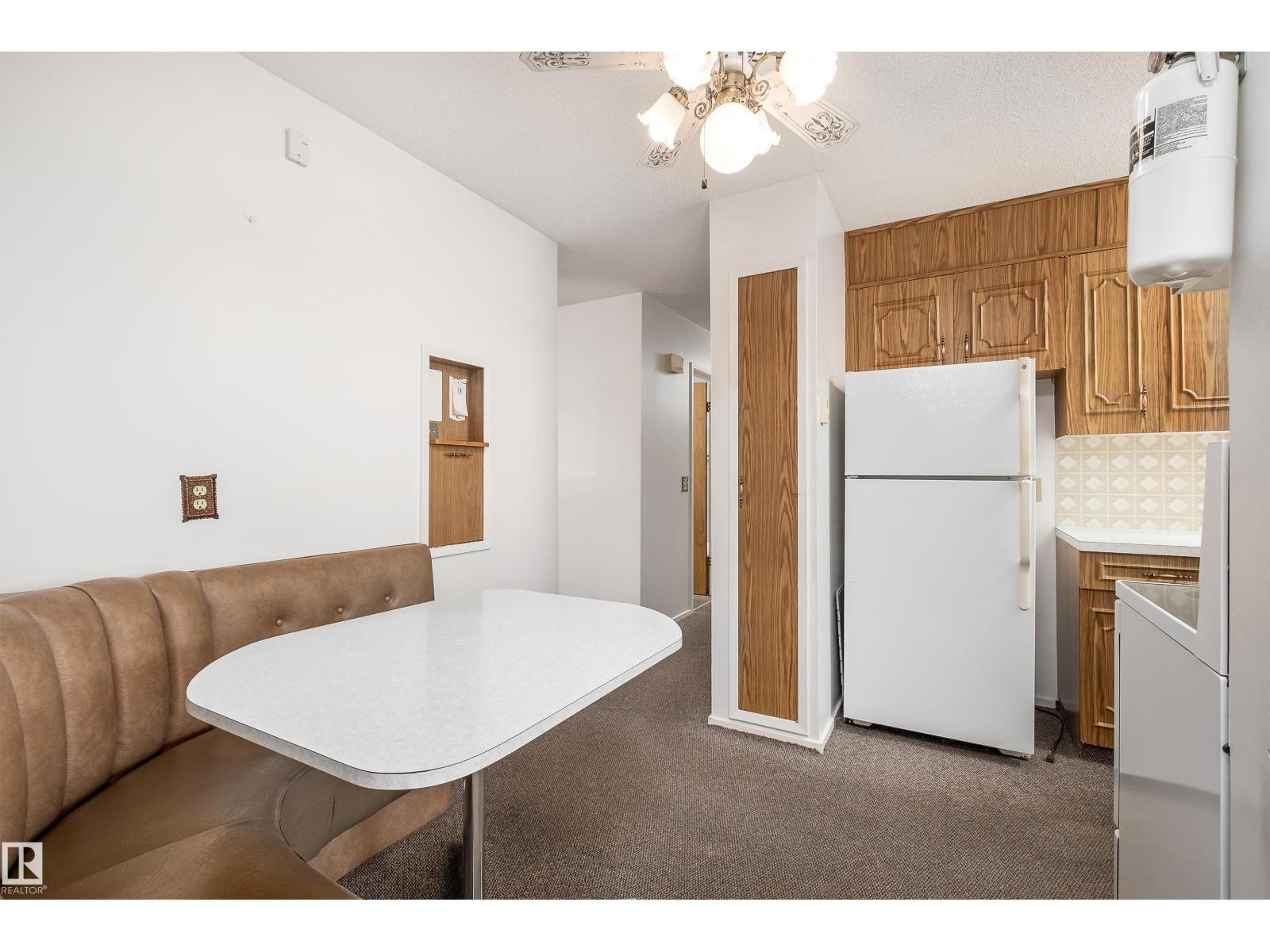 9251 69a St Nw, Edmonton, Alberta  T6B 1W1 - Photo 21 - E4477451