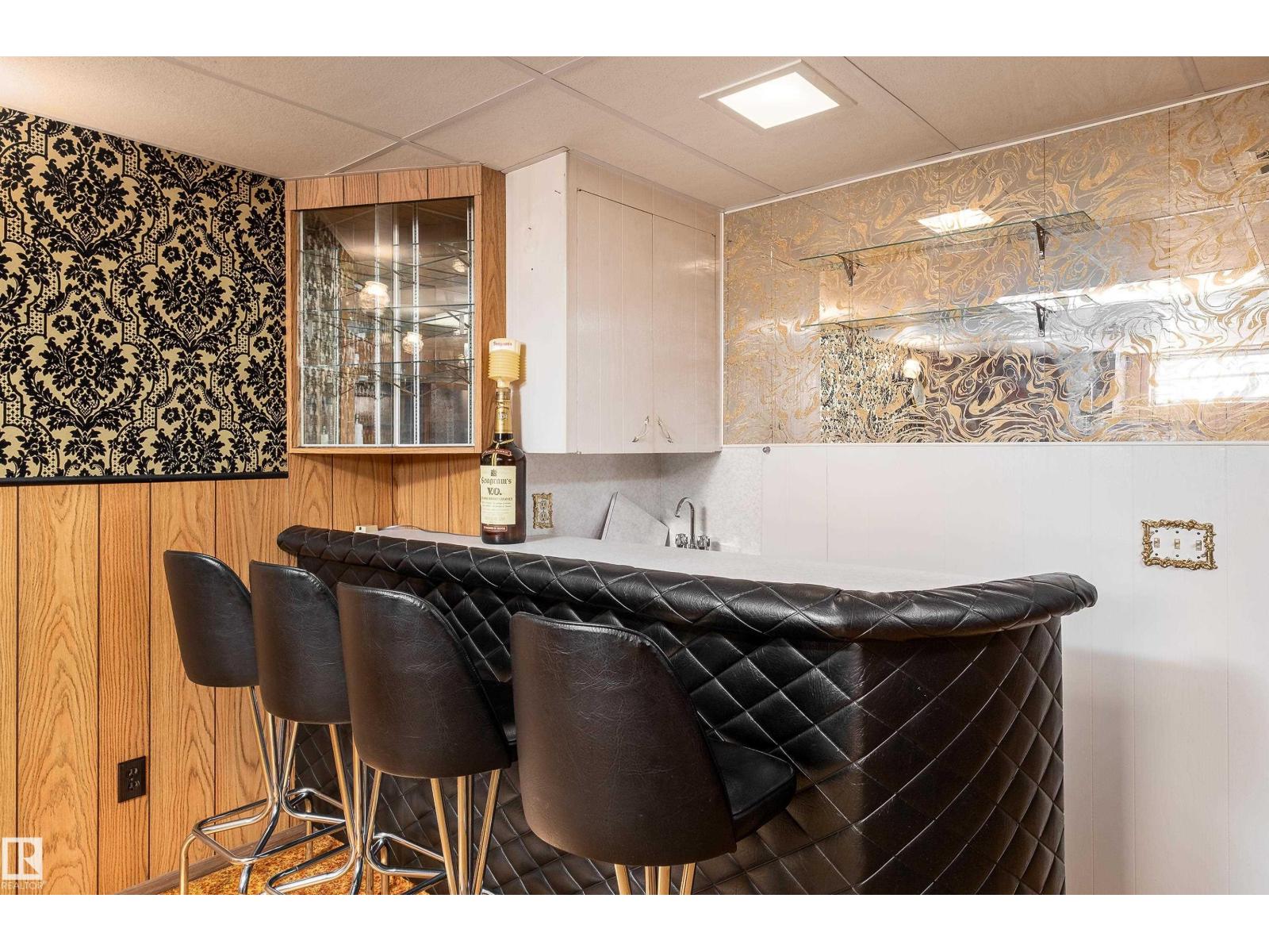 9251 69a St Nw, Edmonton, Alberta  T6B 1W1 - Photo 44 - E4477451