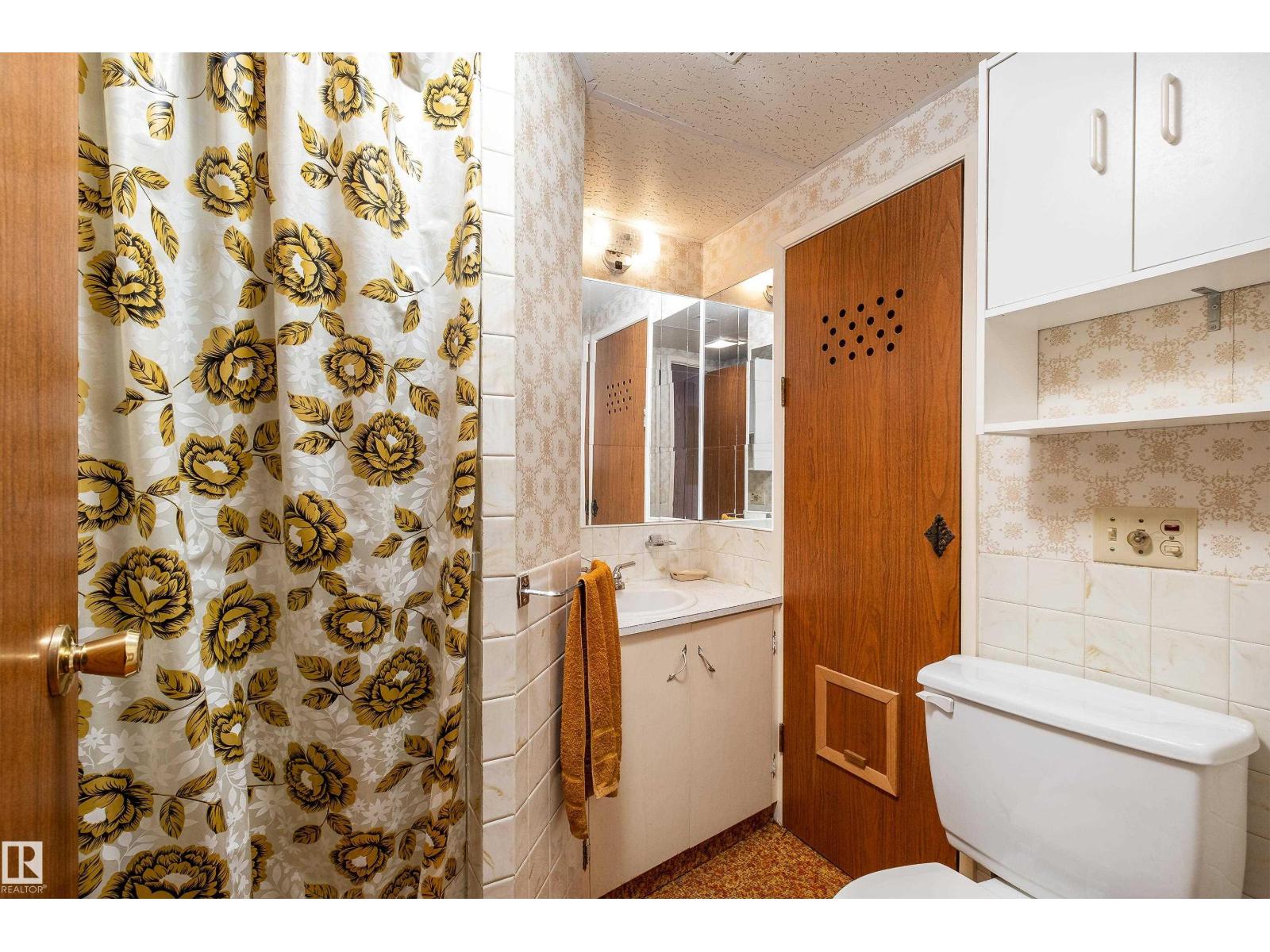 9251 69a St Nw, Edmonton, Alberta  T6B 1W1 - Photo 45 - E4477451