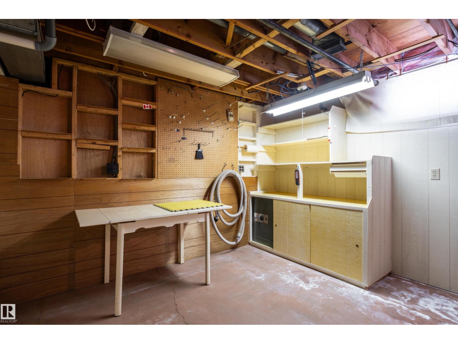 9251 69a St Nw, Edmonton, Alberta  T6B 1W1 - Photo 51 - E4477451