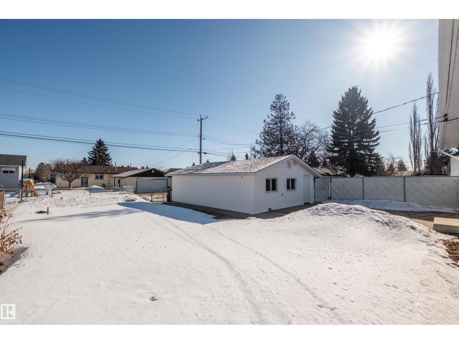 9251 69a St Nw, Edmonton, Alberta  T6B 1W1 - Photo 56 - E4477451