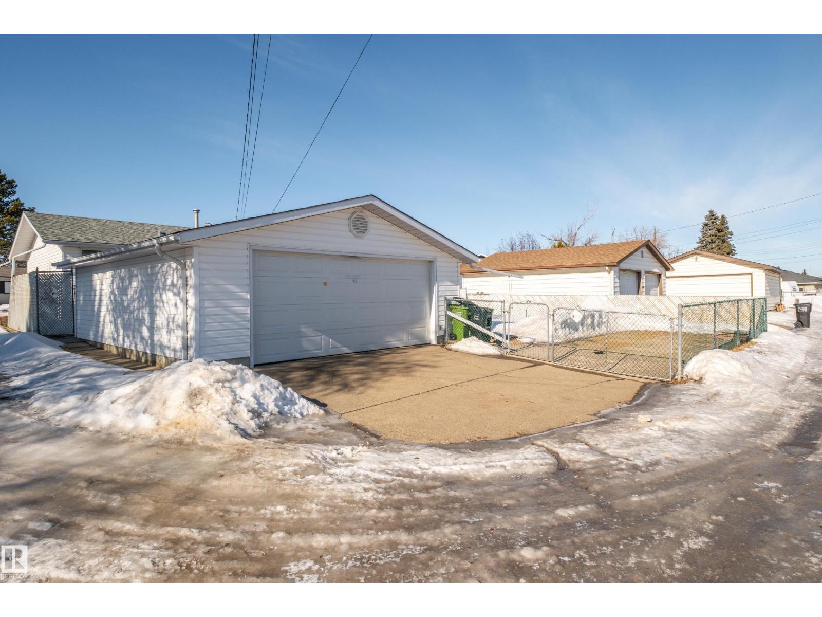 9251 69a St Nw, Edmonton, Alberta  T6B 1W1 - Photo 61 - E4477451