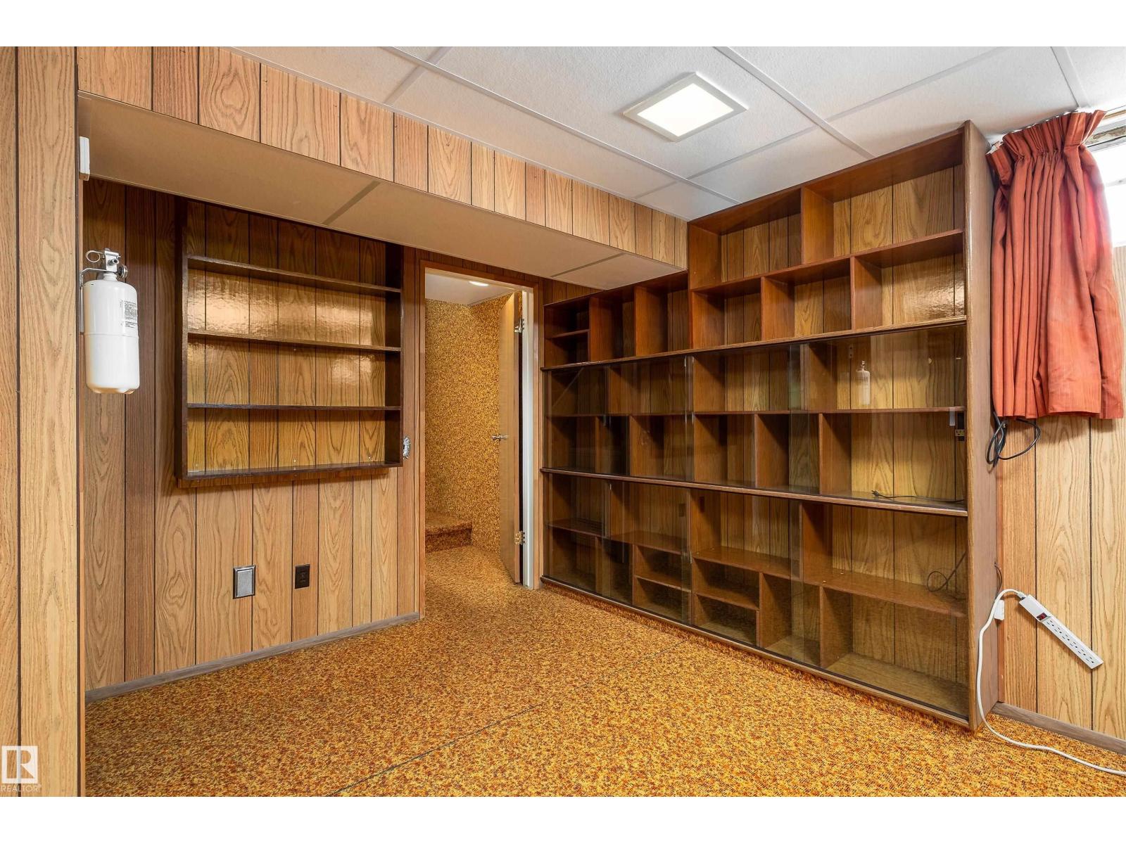 9251 69a St Nw, Edmonton, Alberta  T6B 1W1 - Photo 42 - E4477451