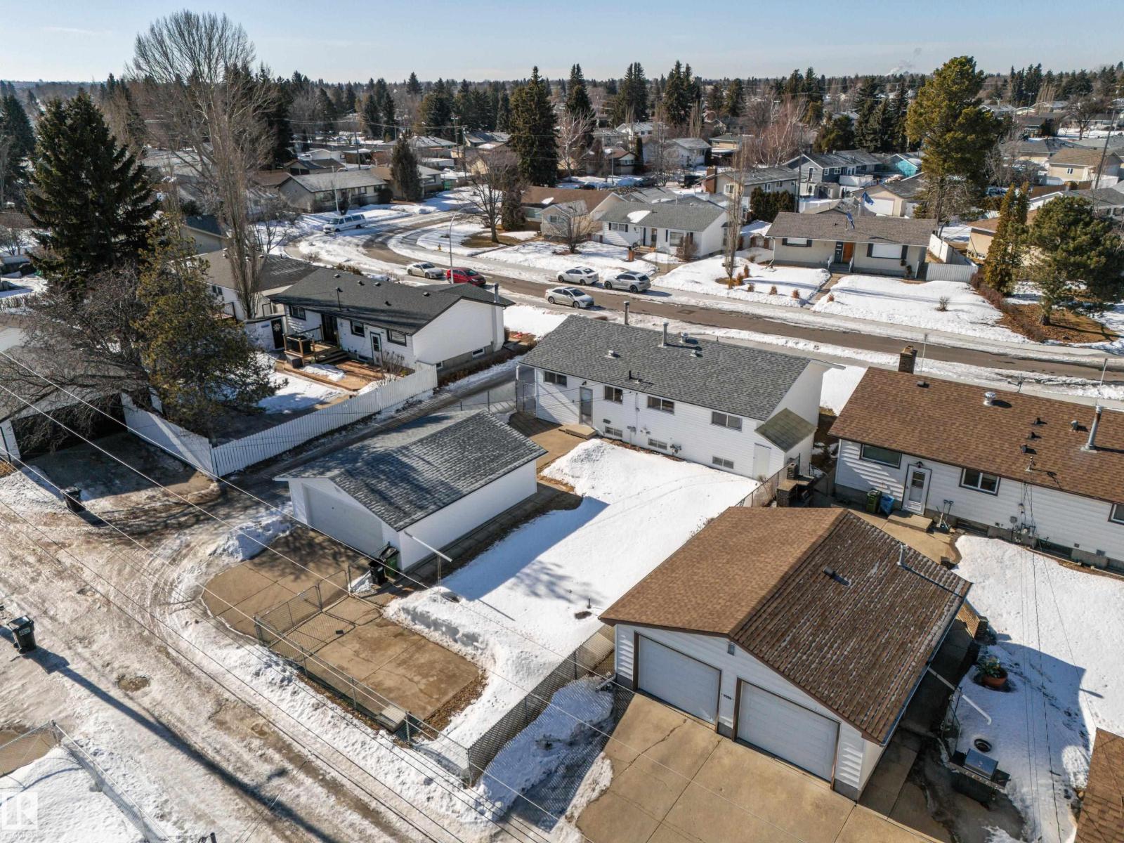 9251 69a St Nw, Edmonton, Alberta  T6B 1W1 - Photo 63 - E4477451