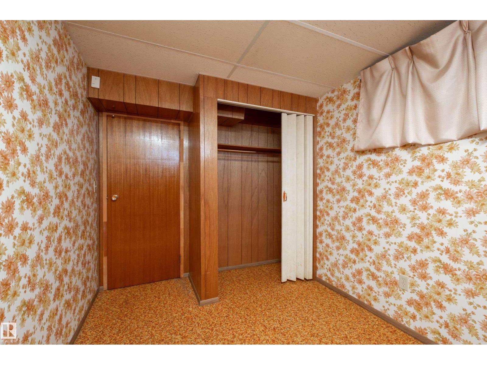 9251 69a St Nw, Edmonton, Alberta  T6B 1W1 - Photo 49 - E4477451