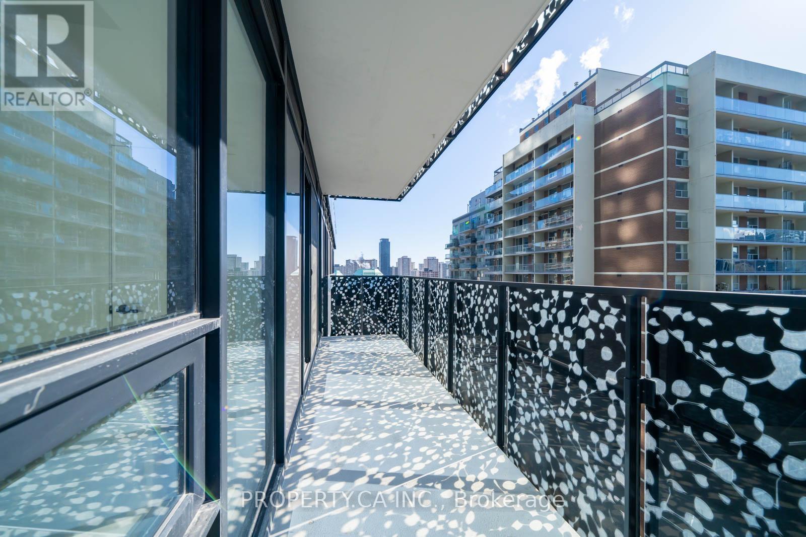 1705 - 55 Charles Street E, Toronto, Ontario  M4Y 0J1 - Photo 11 - C12882132