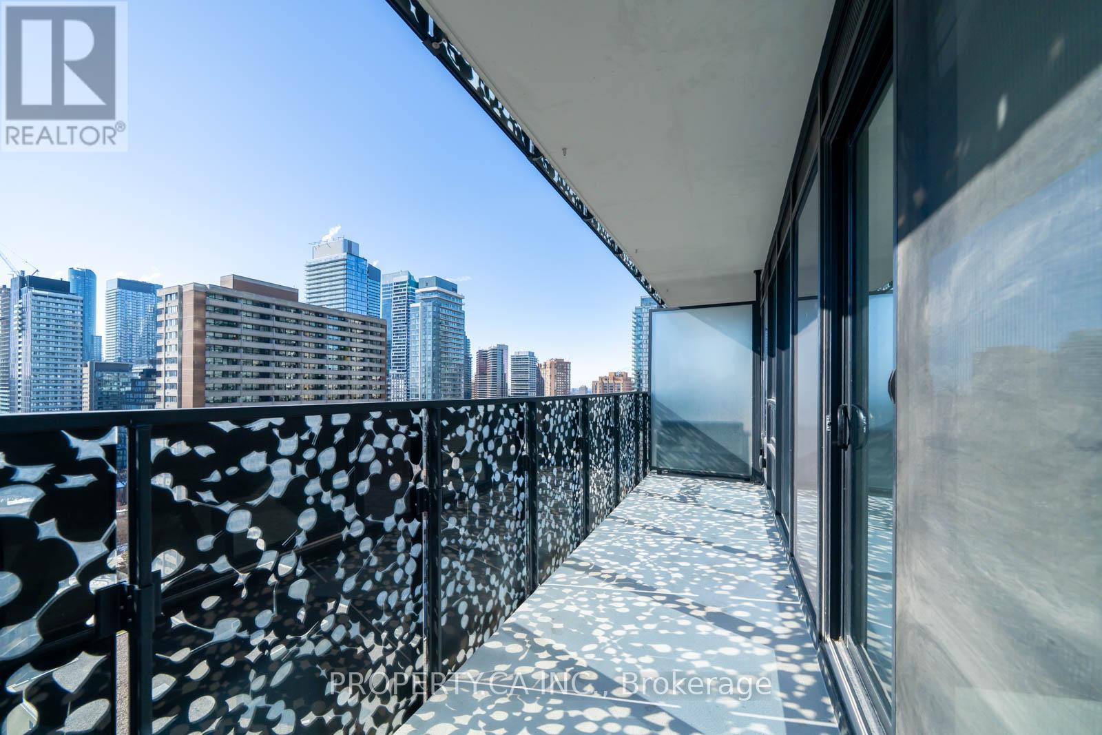 1705 - 55 Charles Street E, Toronto, Ontario  M4Y 0J1 - Photo 16 - C12882132