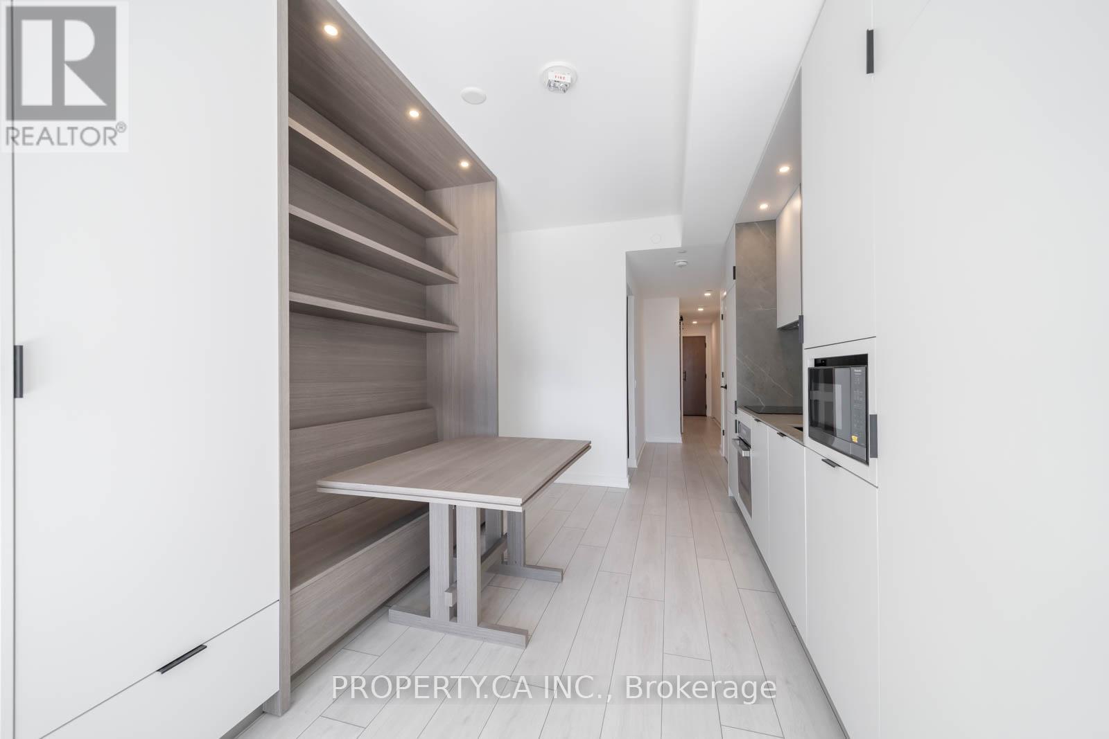 1705 - 55 Charles Street E, Toronto, Ontario  M4Y 0J1 - Photo 5 - C12882132