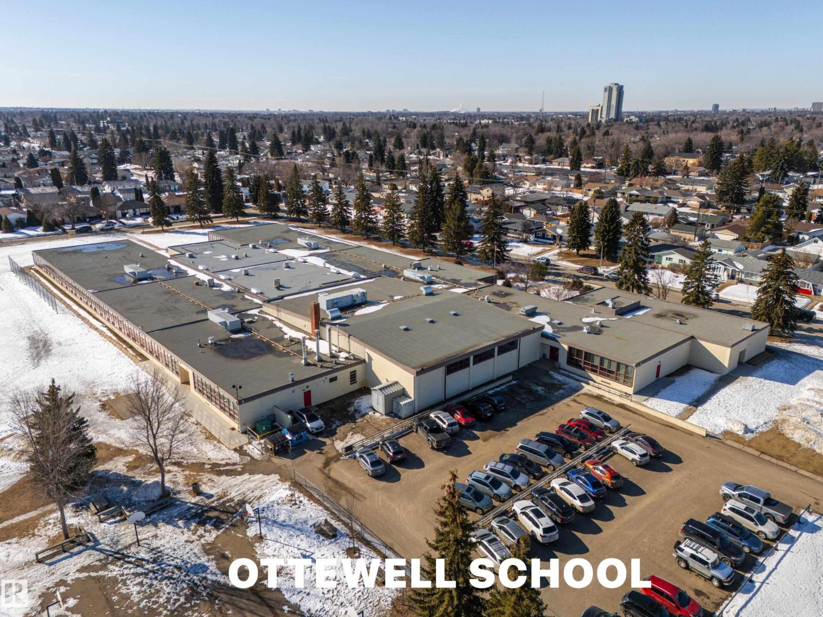 9251 69a St Nw, Edmonton, Alberta  T6B 1W1 - Photo 71 - E4477451