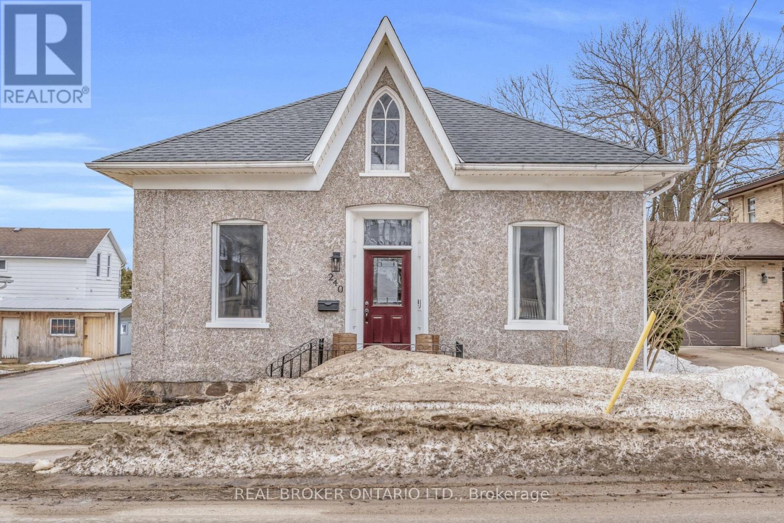 240 ELIZABETH STREET W, North Perth, Ontario