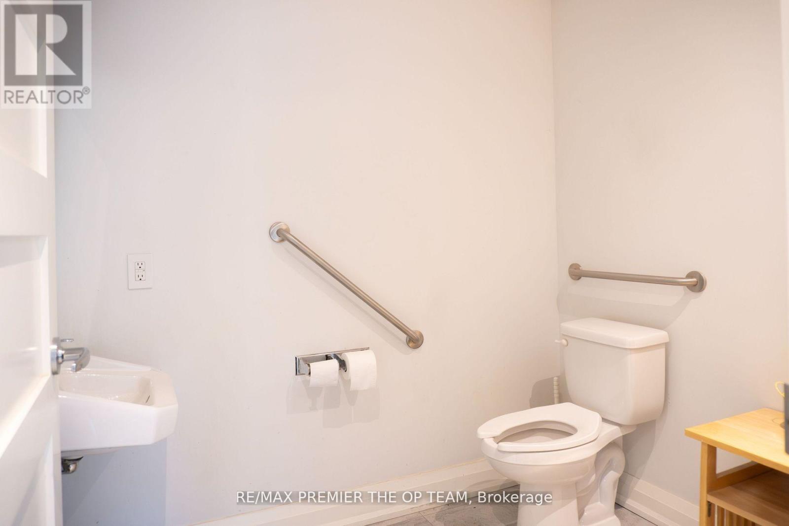 1 - 2900 Langstaff Road, Vaughan (Concord), Ontario  L4K 4R9 - Photo 12 - N12882116