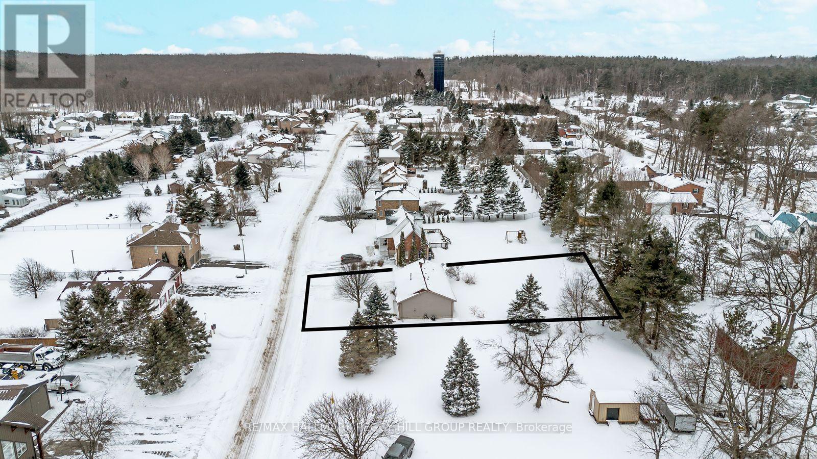 55 Marlow Circle, Springwater (Hillsdale), Ontario  L0L 1V0 - Photo 12 - S12882086