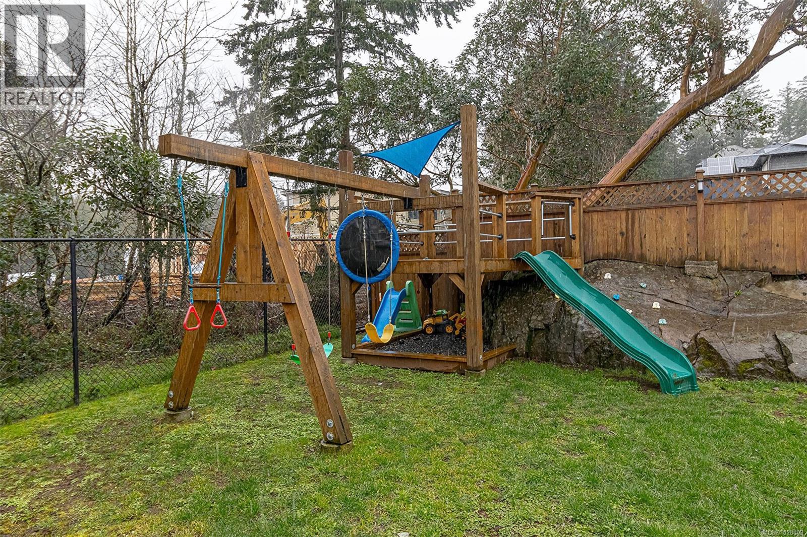 3529 Joy Close, Langford, British Columbia  V9C 0M4 - Photo 50 - 1028809