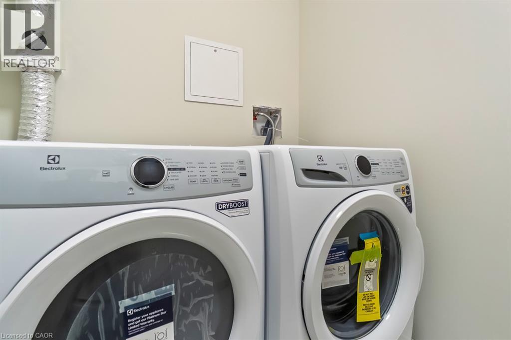 123 Maurice Drive Unit# 201, Oakville, Ontario  L6K 2W6 - Photo 13 - 40812166