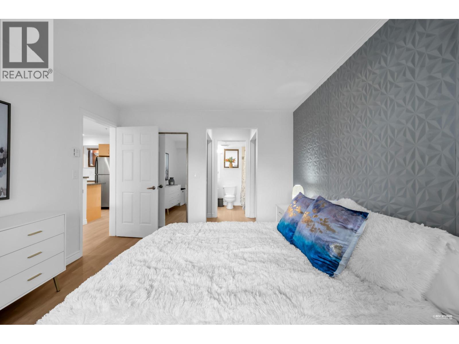 207 305 Lonsdale Avenue, North Vancouver, British Columbia  V7M 2G3 - Photo 18 - R3096996