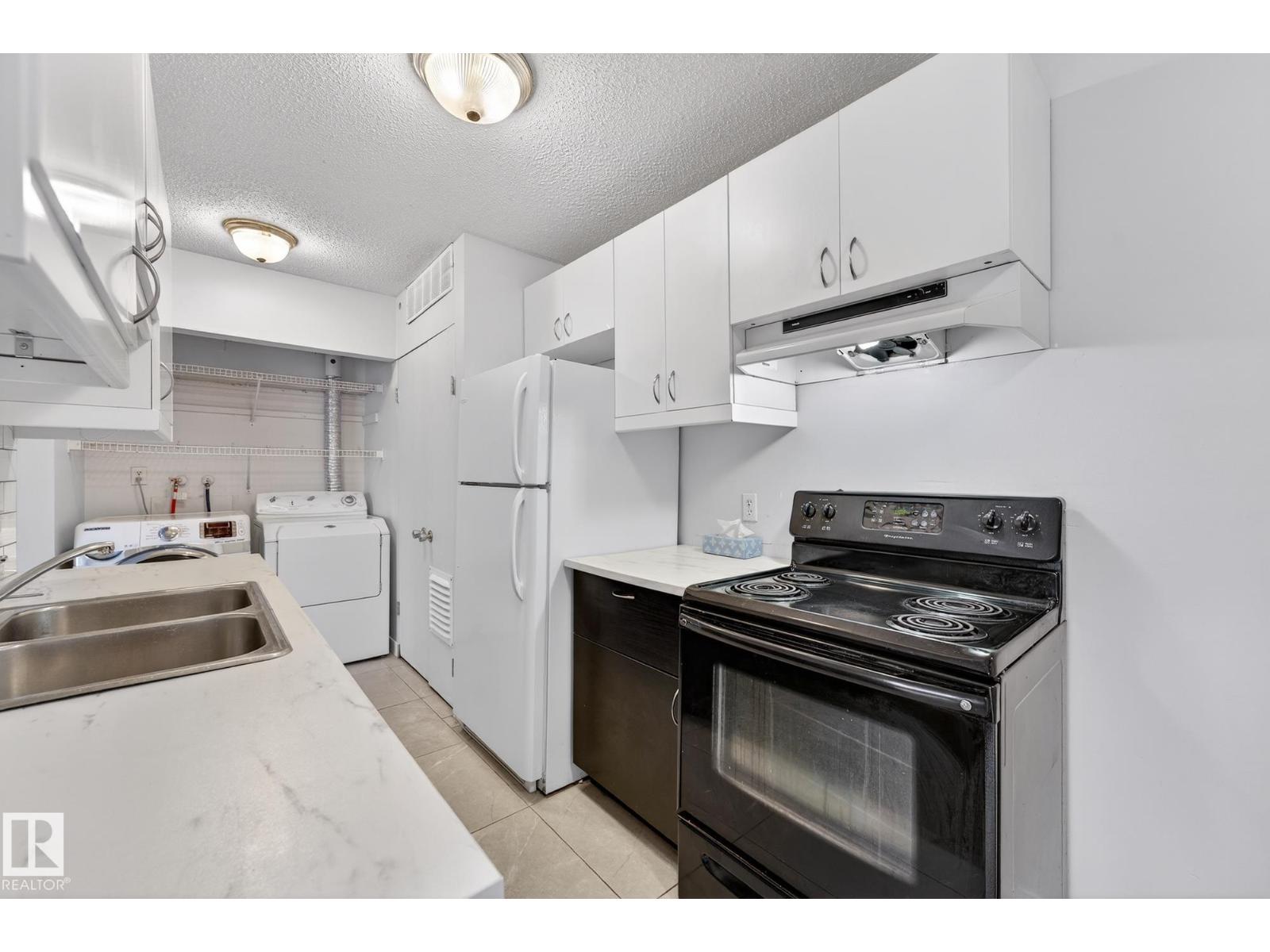 1414 Lakewood Rd W Nw, Edmonton, Alberta  T6K 3M2 - Photo 8 - E4477453