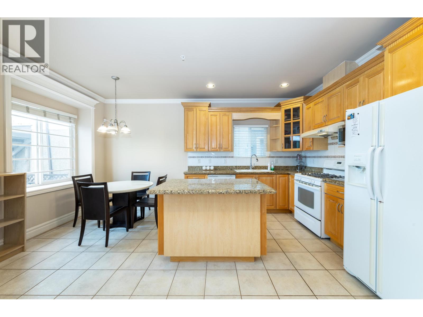 260 W 63rd Avenue, Vancouver, British Columbia  V5X 2H8 - Photo 11 - R3099525