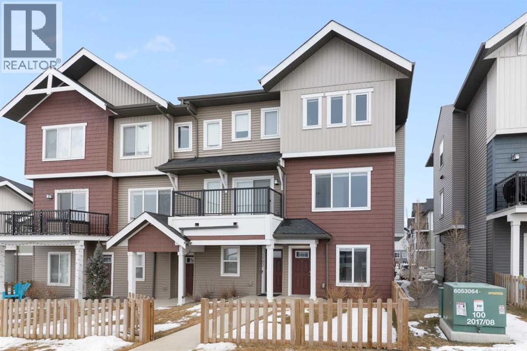 1701, 24 Rivercrest Drive, Cochrane, Alberta  T4C 2C8 - Photo 2 - A2292820
