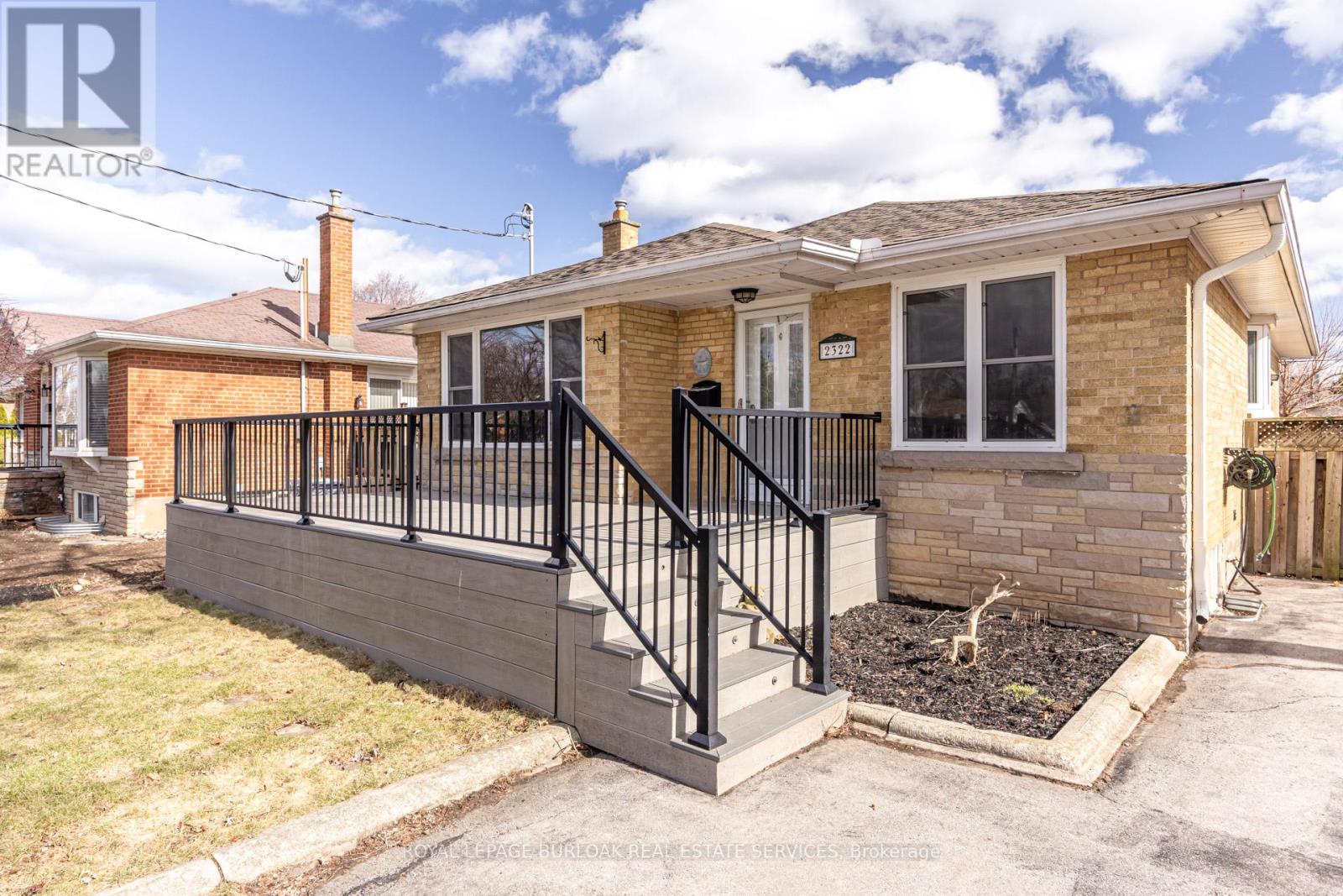 2322 REDFERN ROAD, Burlington, Ontario