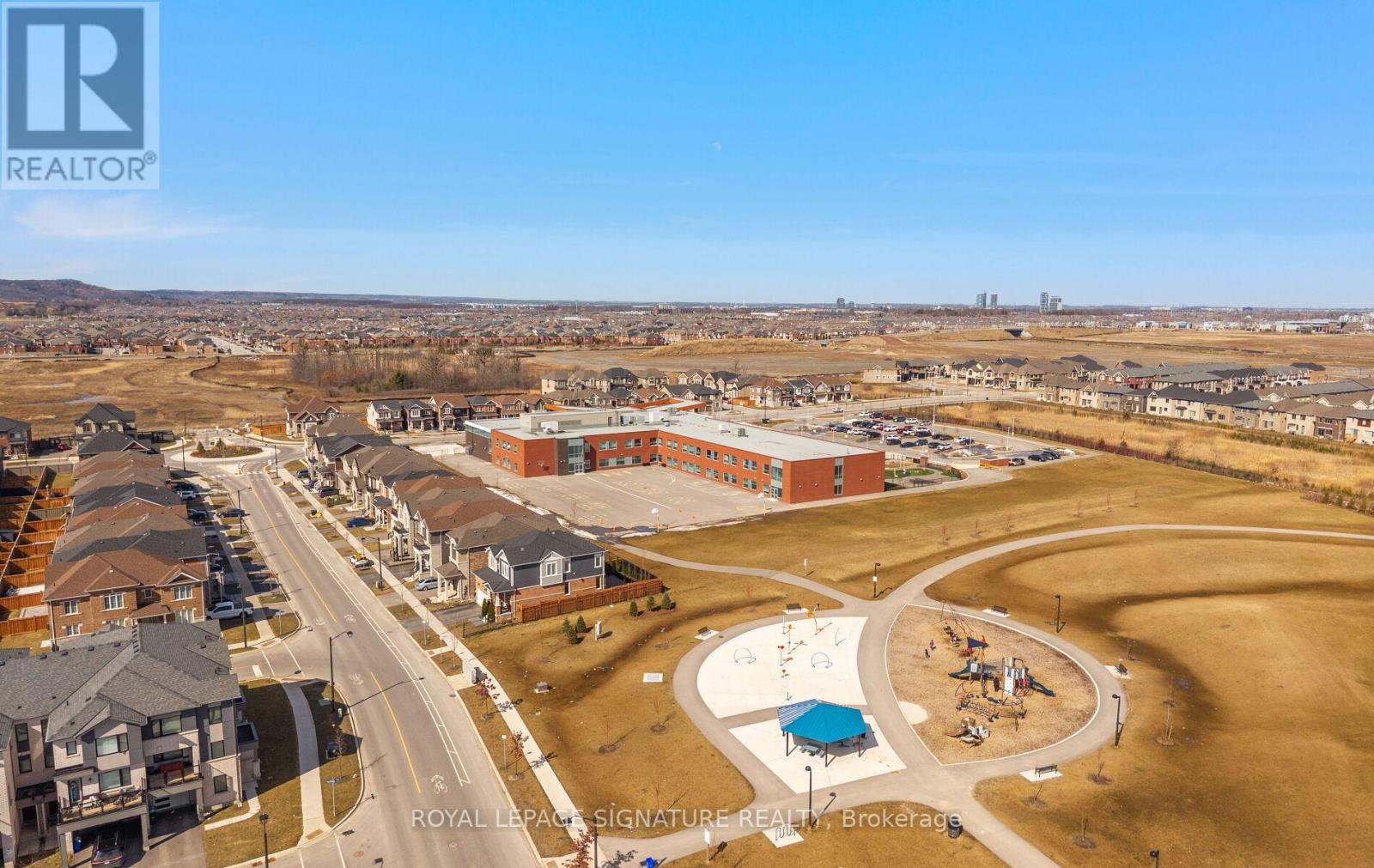 474 Violet Gate, Milton, Ontario  L9E 1X6 - Photo 35 - W12866472