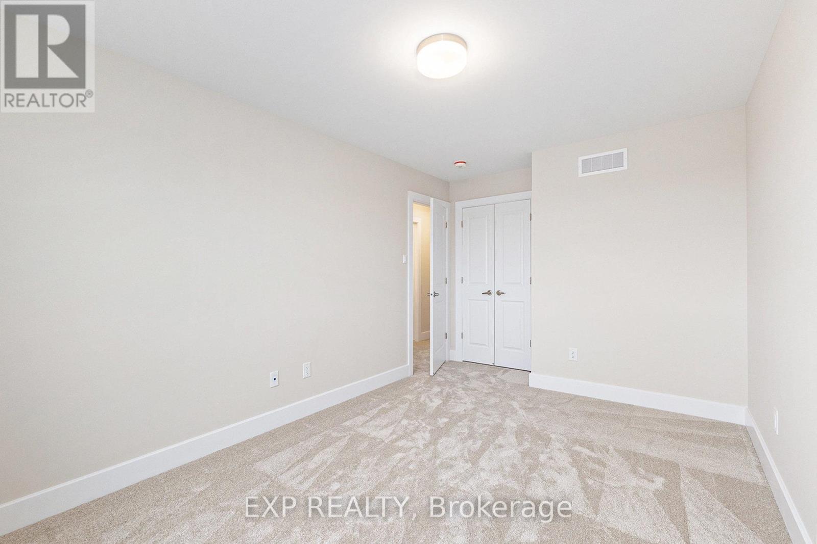 1180 Cope Drive, Ottawa, Ontario  K2S 3C4 - Photo 19 - X12868250