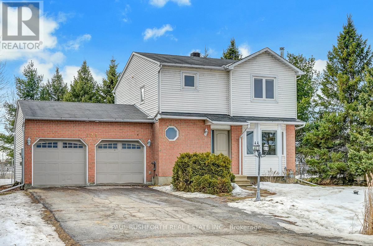 121 PORCUPINE TRAIL, Ottawa, Ontario