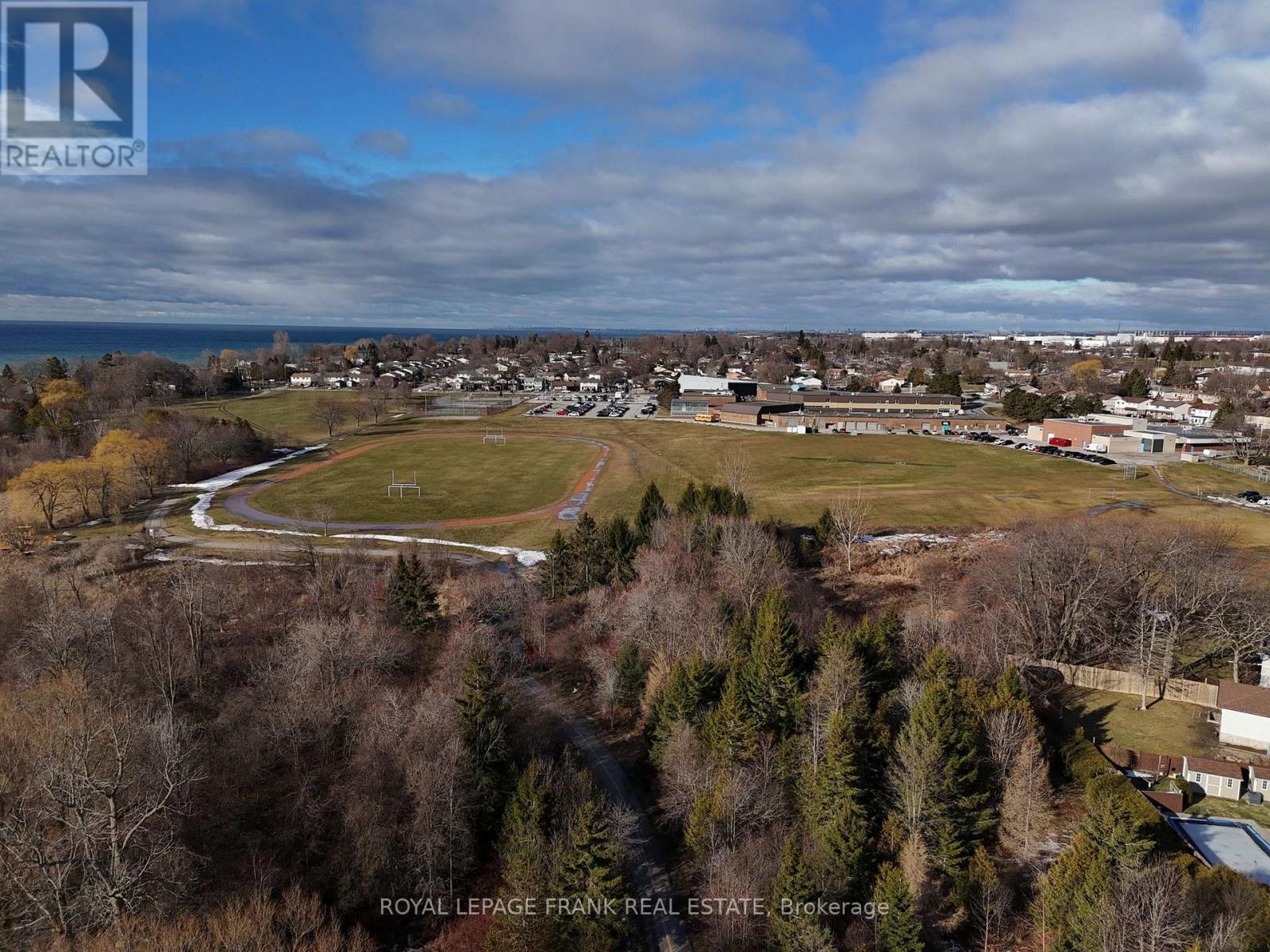 1464 Wecker Drive, Oshawa, Ontario  L1J 6N2 - Photo 4 - E12882252