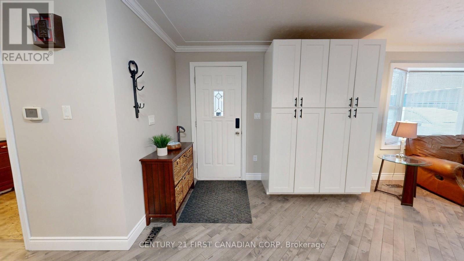 4379 Catherine Street, Thames Centre, Ontario  N0L 1G6 - Photo 6 - X12882232