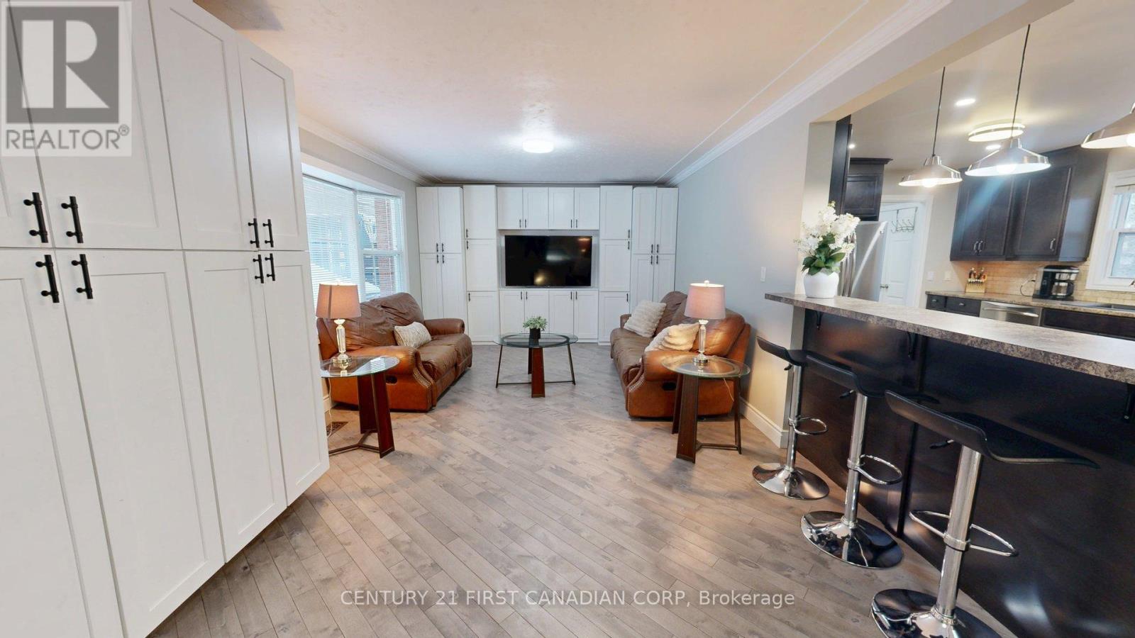 4379 Catherine Street, Thames Centre, Ontario  N0L 1G6 - Photo 7 - X12882232