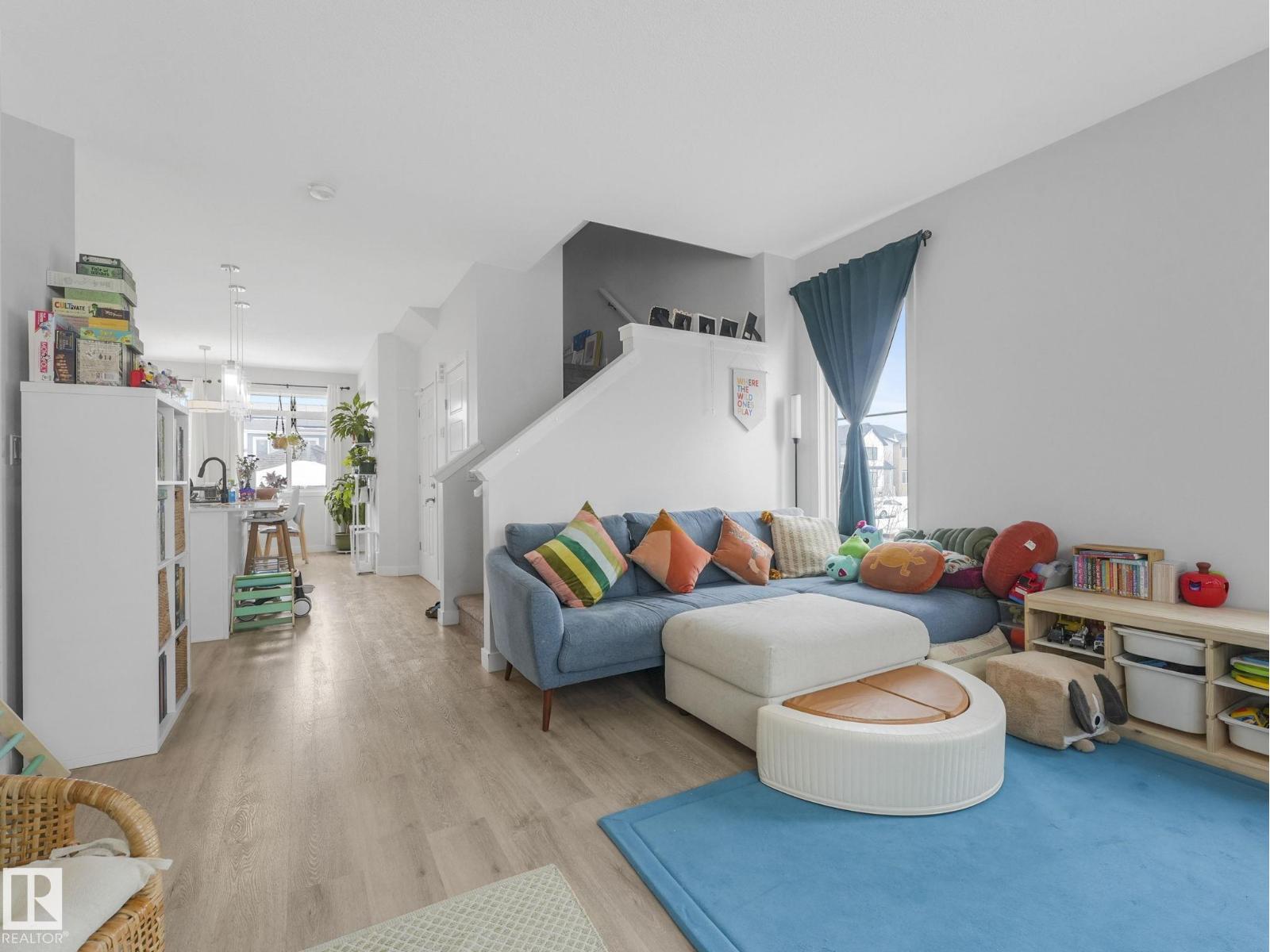 1404 Podersky Li Sw, Edmonton, Alberta  T6W 4W4 - Photo 7 - E4477353