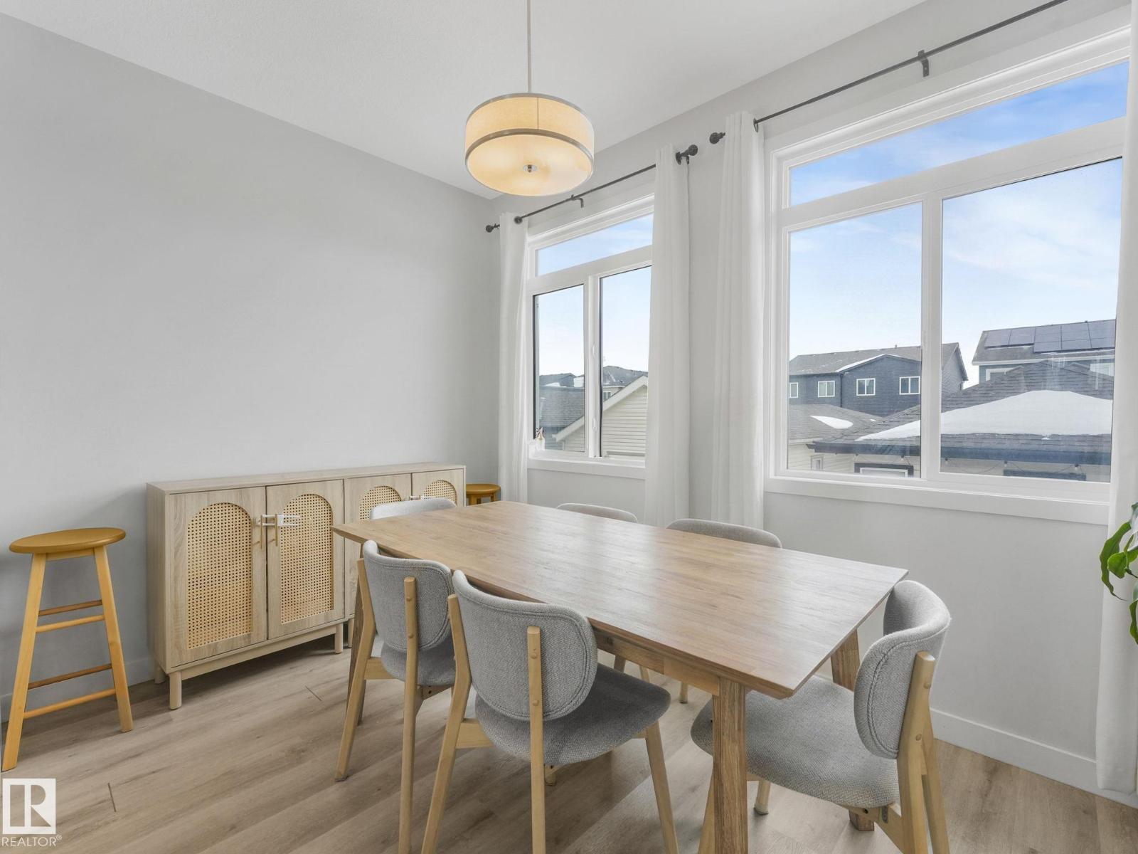 1404 Podersky Li Sw, Edmonton, Alberta  T6W 4W4 - Photo 4 - E4477353