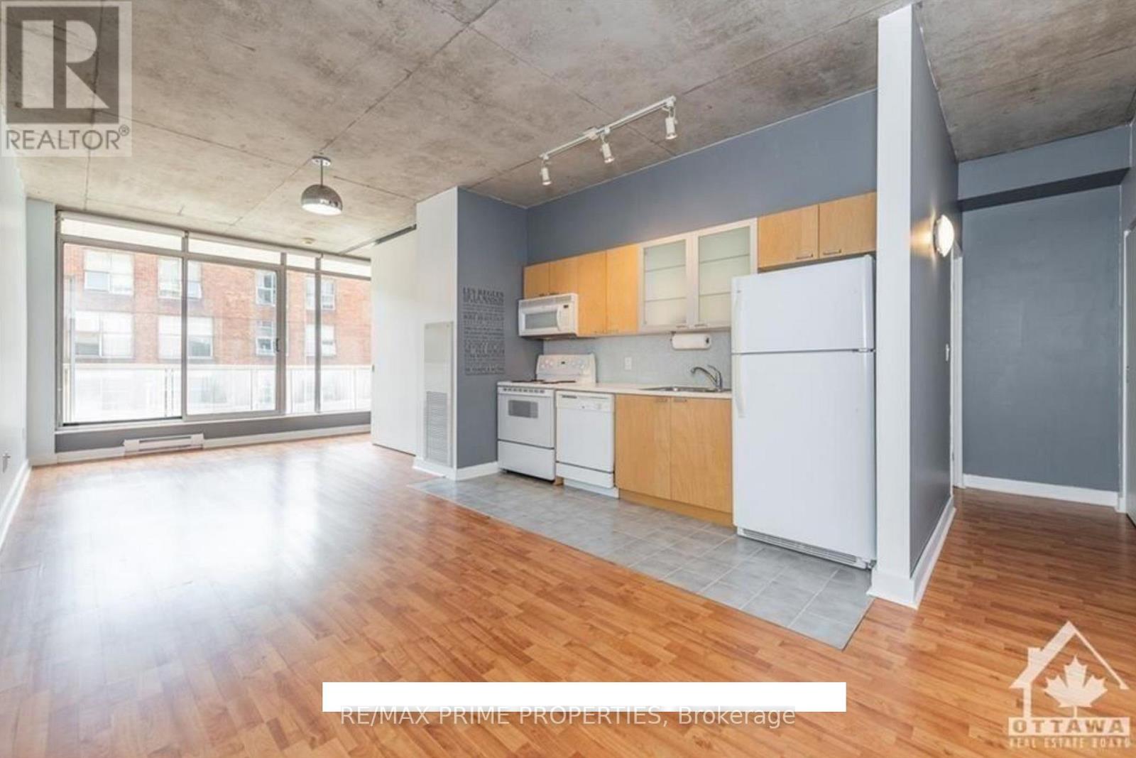 411 - 383 Cumberland Street, Ottawa, Ontario  K1N 1J7 - Photo 4 - X12882288