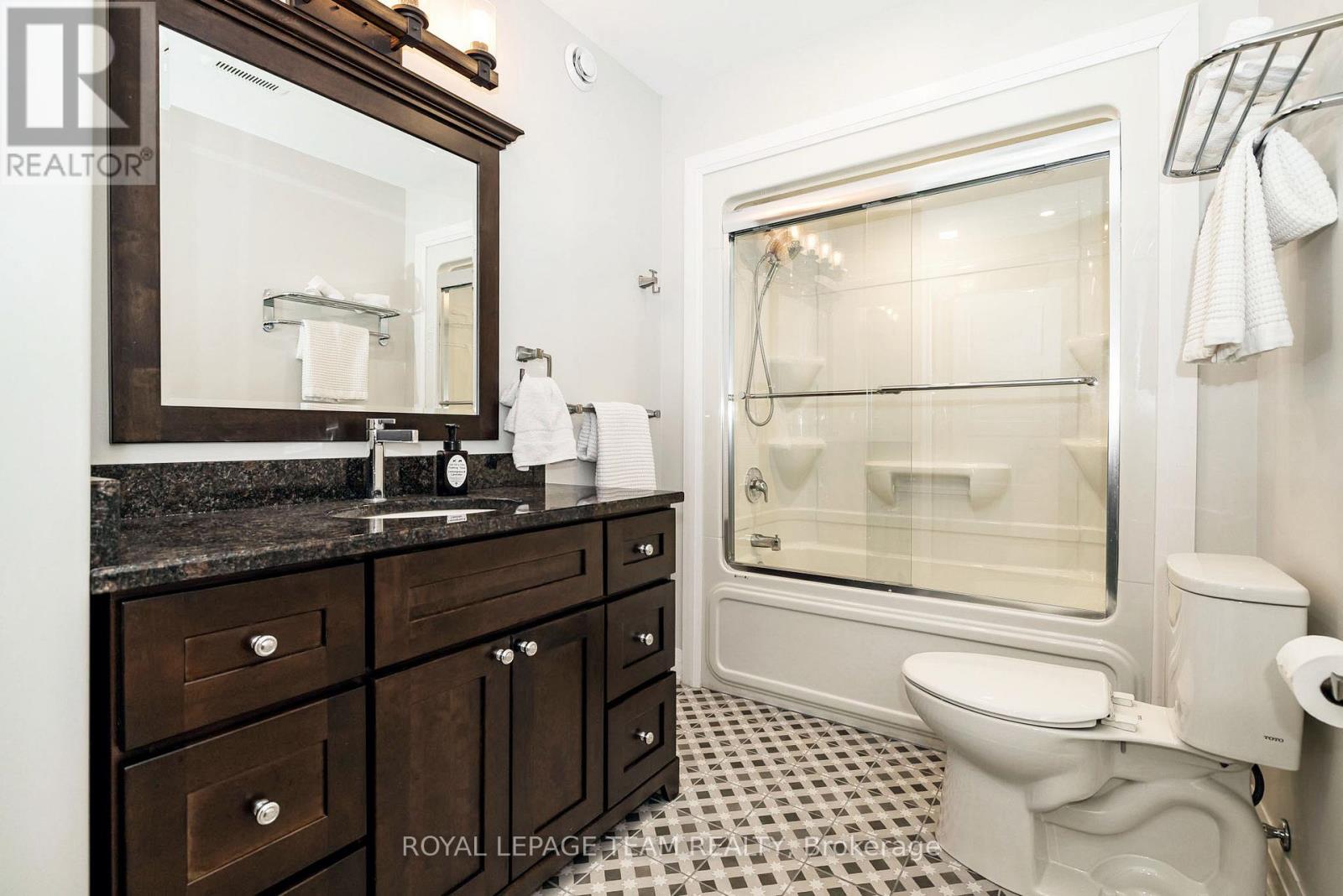 28 George Street, Westport, Ontario  K0G 1X0 - Photo 34 - X12882326