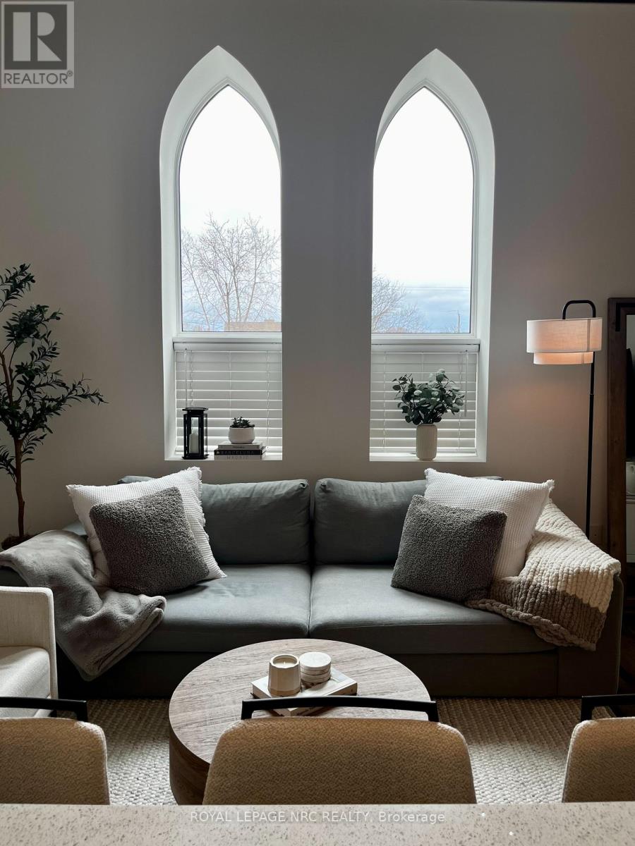 12 - 405 Merritt Street, St. Catharines, Ontario  L2P 1P5 - Photo 6 - X12882354