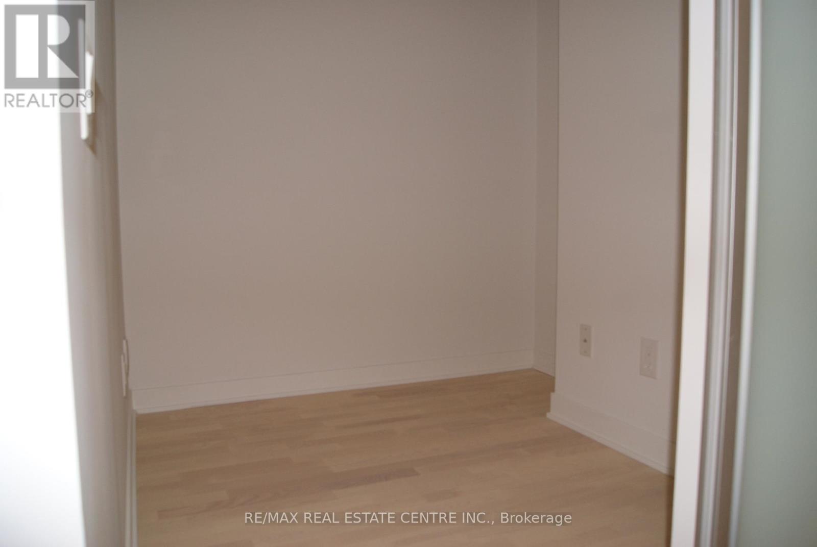 1215 - 90 Park Lawn Road, Toronto, Ontario  M8Y 0B6 - Photo 5 - W12875212